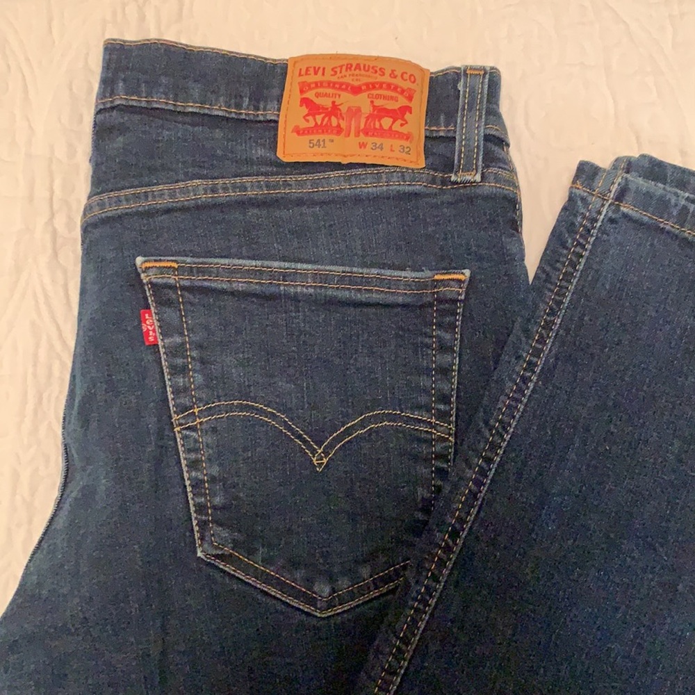 Jeans - Picture 2 of 3